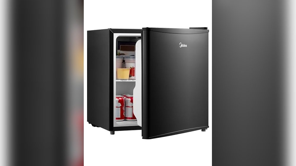 midea-whs-65lb1-mini-fridge-review-quiet-efficient-reliable